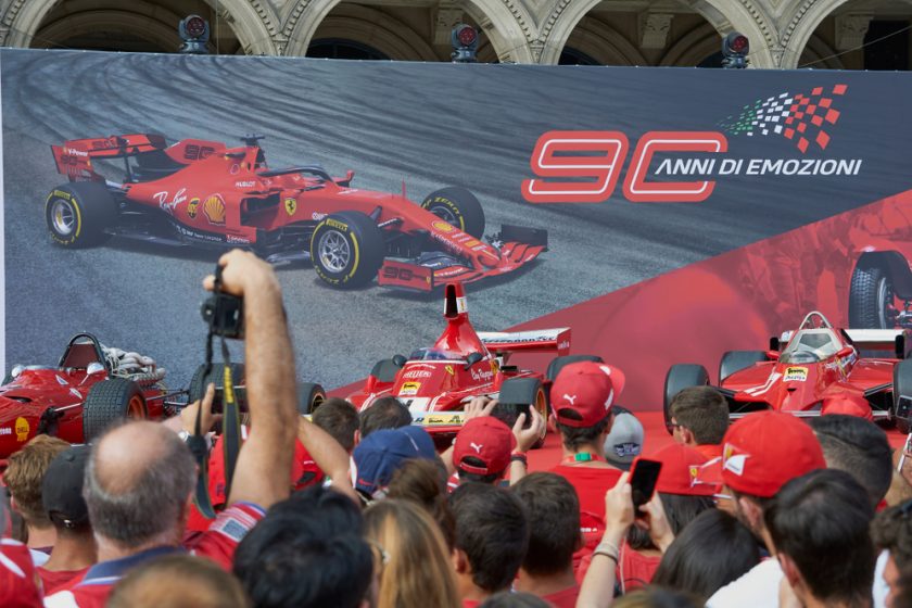 Clay Regazzoni i Milan, Italy från 4 September 2019: Ferrari Racing Formula One 90 Årsfirande